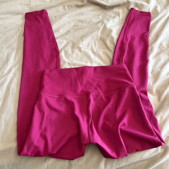 Like new Lululemon leggings - Picture 4 of 5